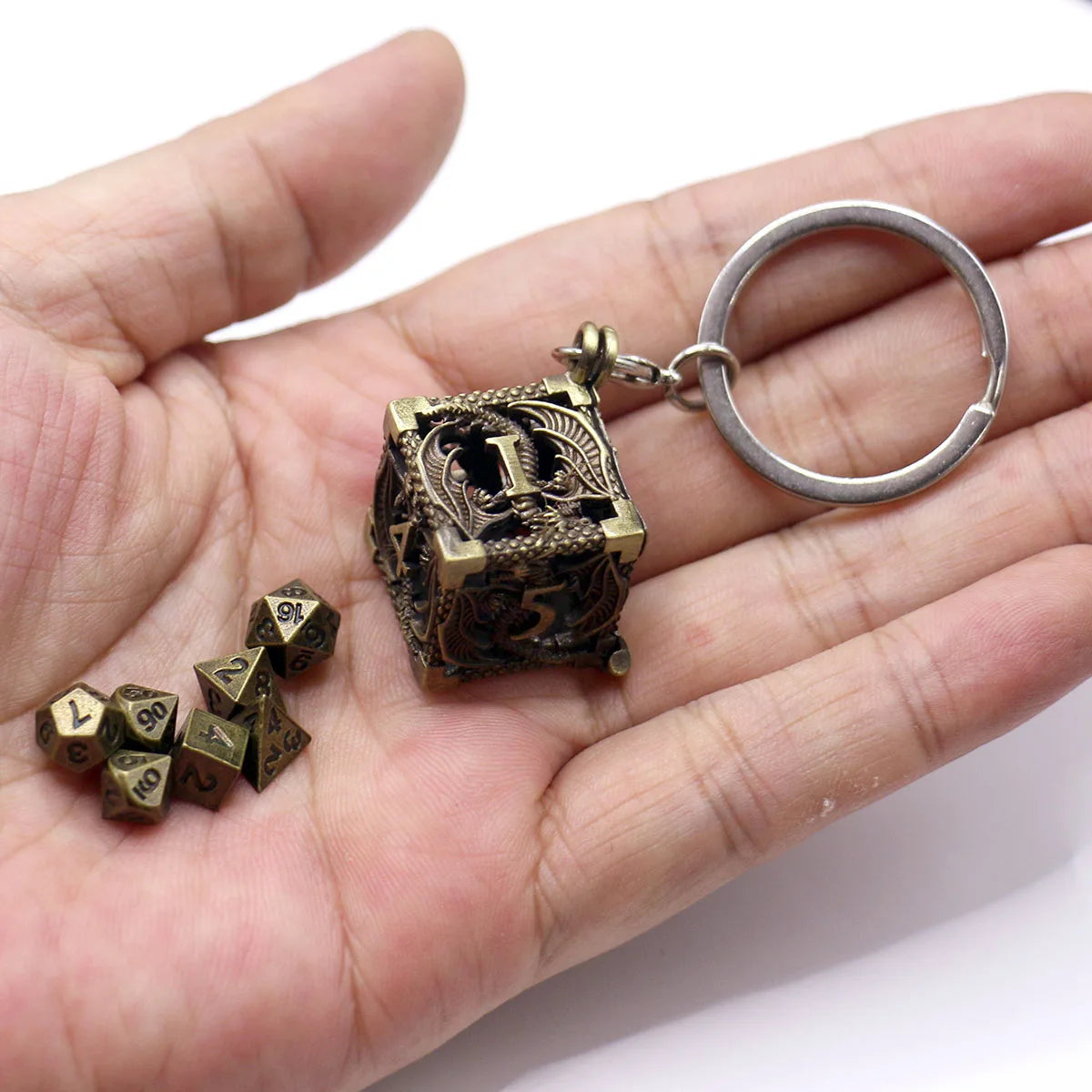 D6 Metal Case +7Pcs Metal Dice Set - Size